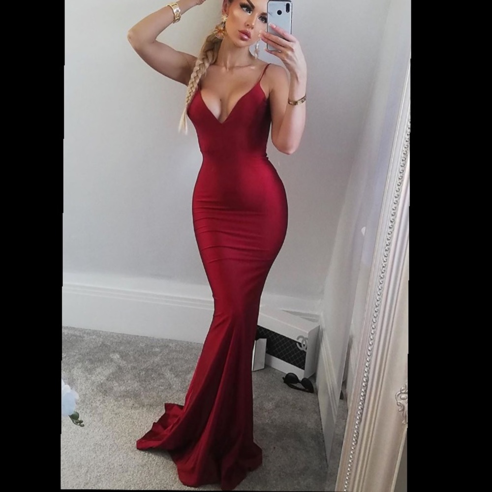 Walk Behind Me Maxi Dress - Wine